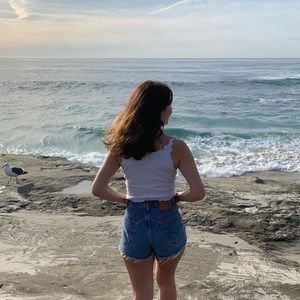 Meet your Posher, Megan